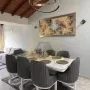 comedor marmolizado de 8 puestos